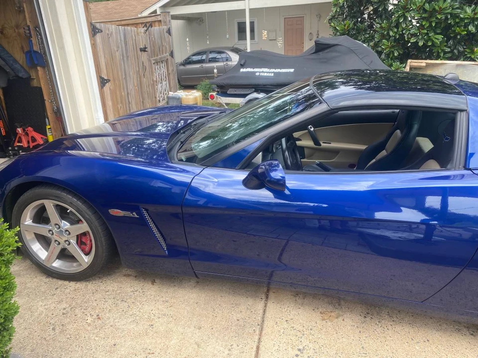 2005 Chevrolet Corvette C6 - Image 4 of 12