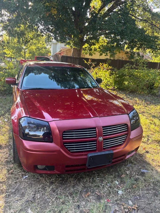 2005 Dodge Magnum 2nd Gen Wagon - Image 4 of 6