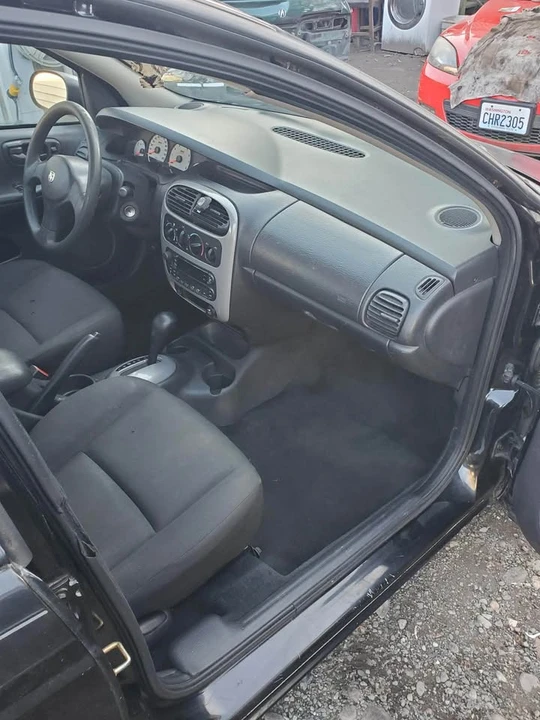 2005 Dodge Neon - Image 4 of 9
