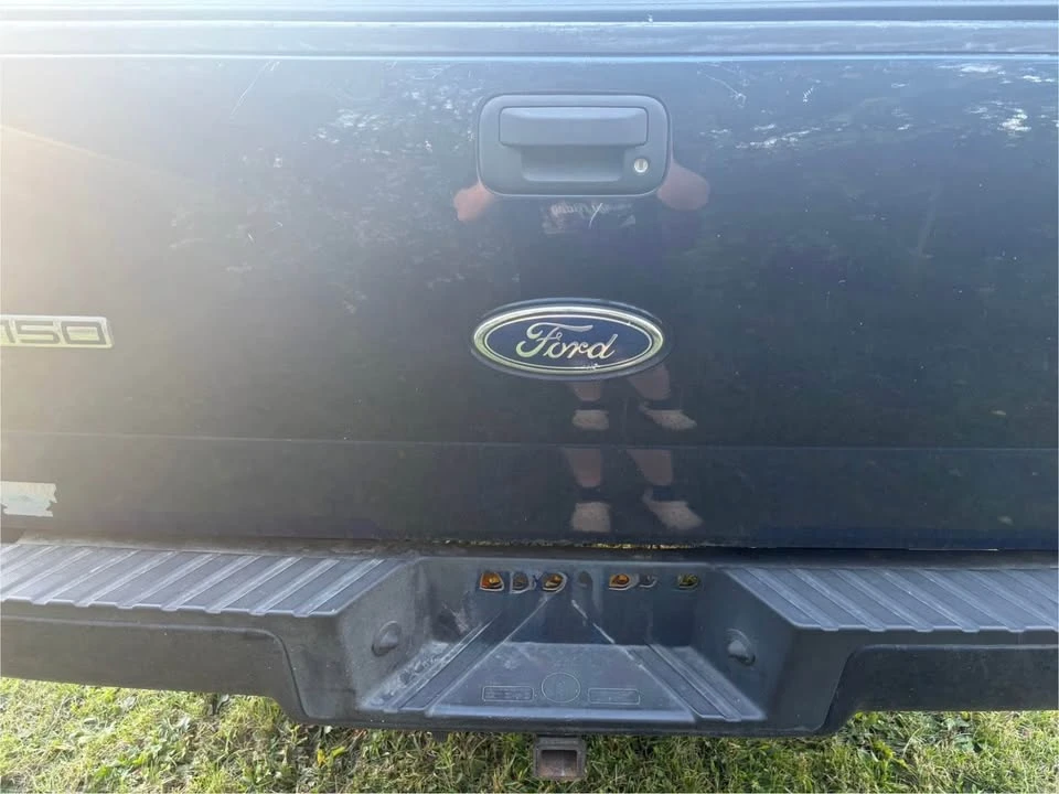 2005 Ford F-150 11th Gen - Image 2 of 4