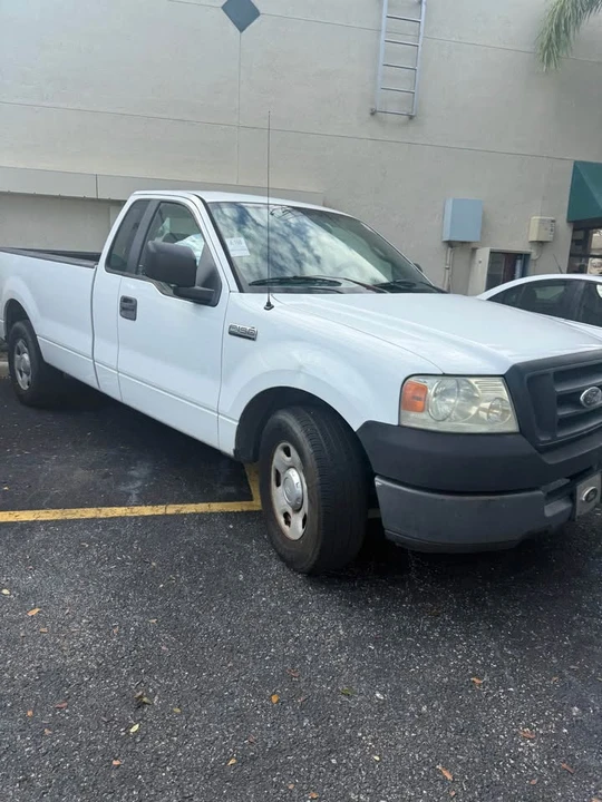 2005 Ford F-150 11th Gen - Image 2 of 6