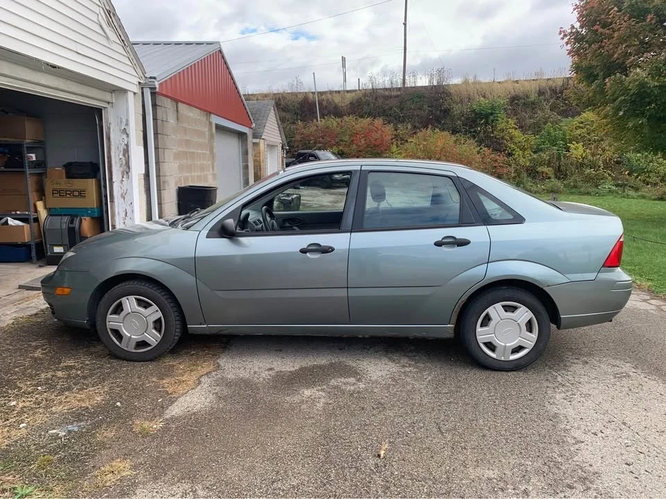 2005 Ford Focus 1st Gen - Image 3 of 7