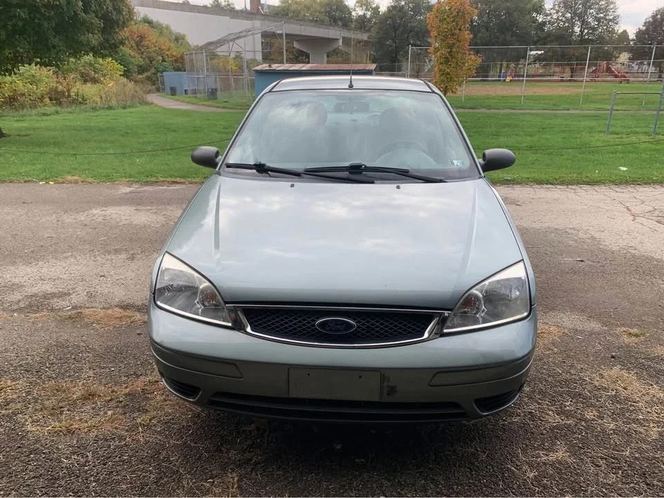 2005 Ford Focus 1st Gen - Image 2 of 7