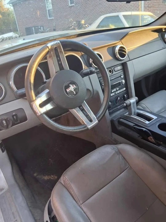 2005 Ford S197 Mustang - Image 3 of 3
