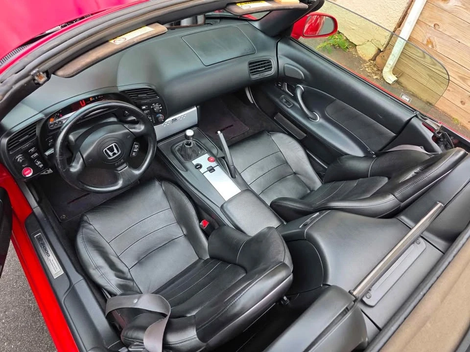 2005 Honda AP2 S2000 - Image 5 of 10