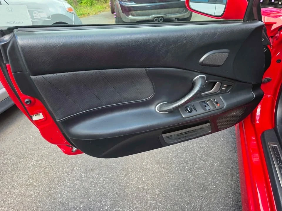 2005 Honda AP2 S2000 - Image 3 of 10