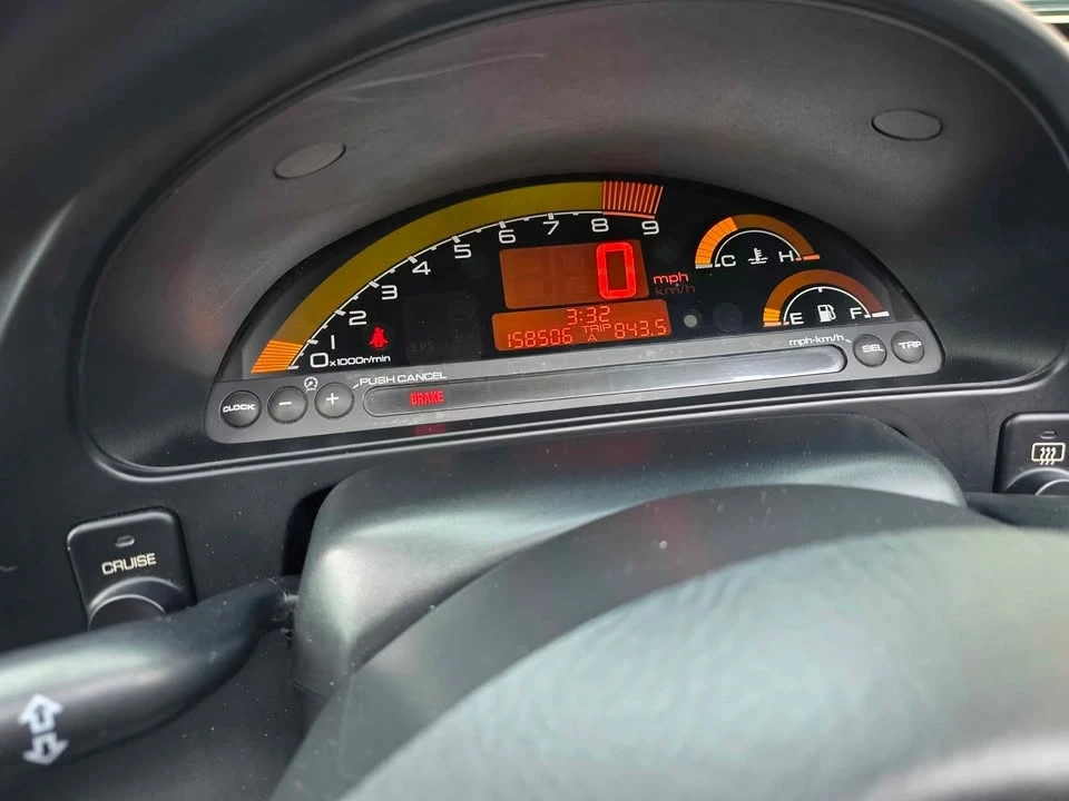 2005 Honda AP2 S2000 - Image 6 of 10