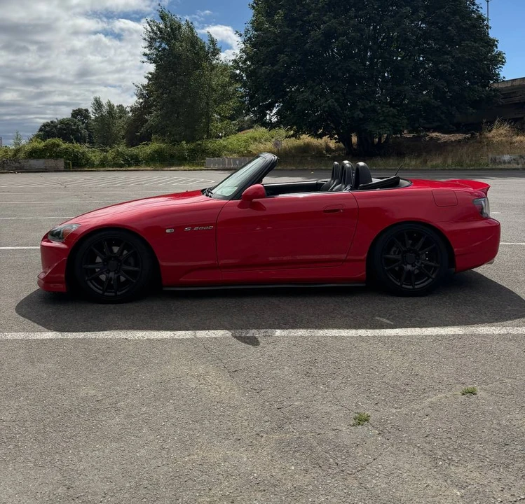 2005 Honda AP2 S2000 - Image 2 of 16