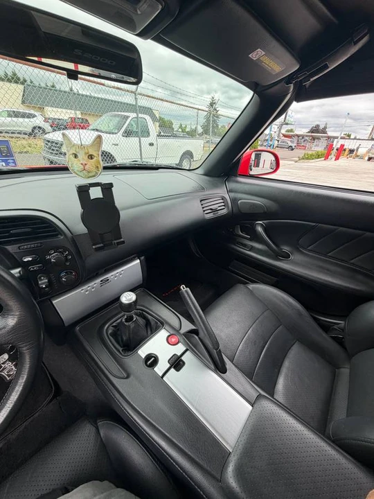 2005 Honda AP2 S2000 - Image 7 of 16