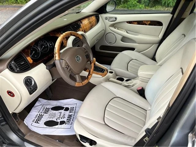 2005 Jaguar X-Type - Image 9 of 21