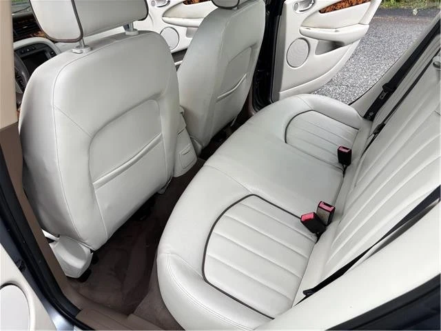 2005 Jaguar X-Type - Image 15 of 21