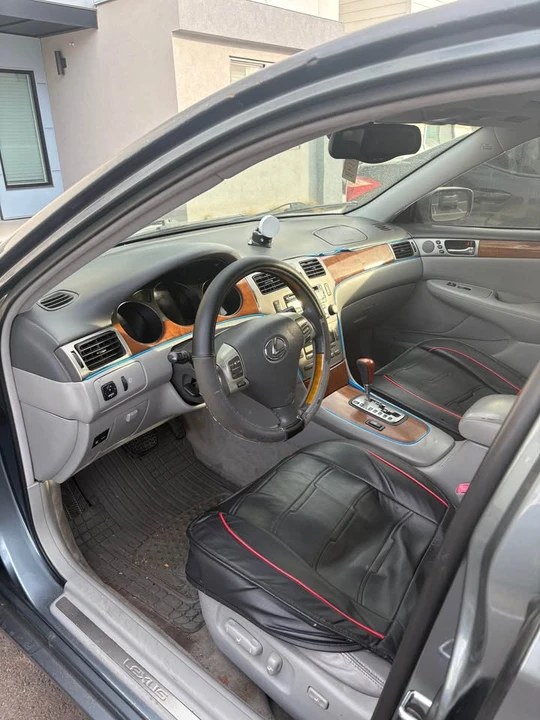 2005 Lexus ES 4th Gen - Image 6 of 10