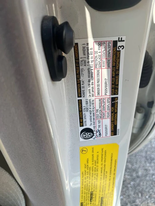 2005 Lexus LS 3rd Gen - Image 2 of 13