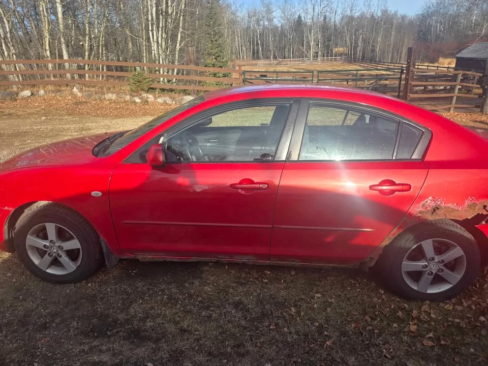 2005 Mazda Mazda 3 1st Gen - Image 2 of 10