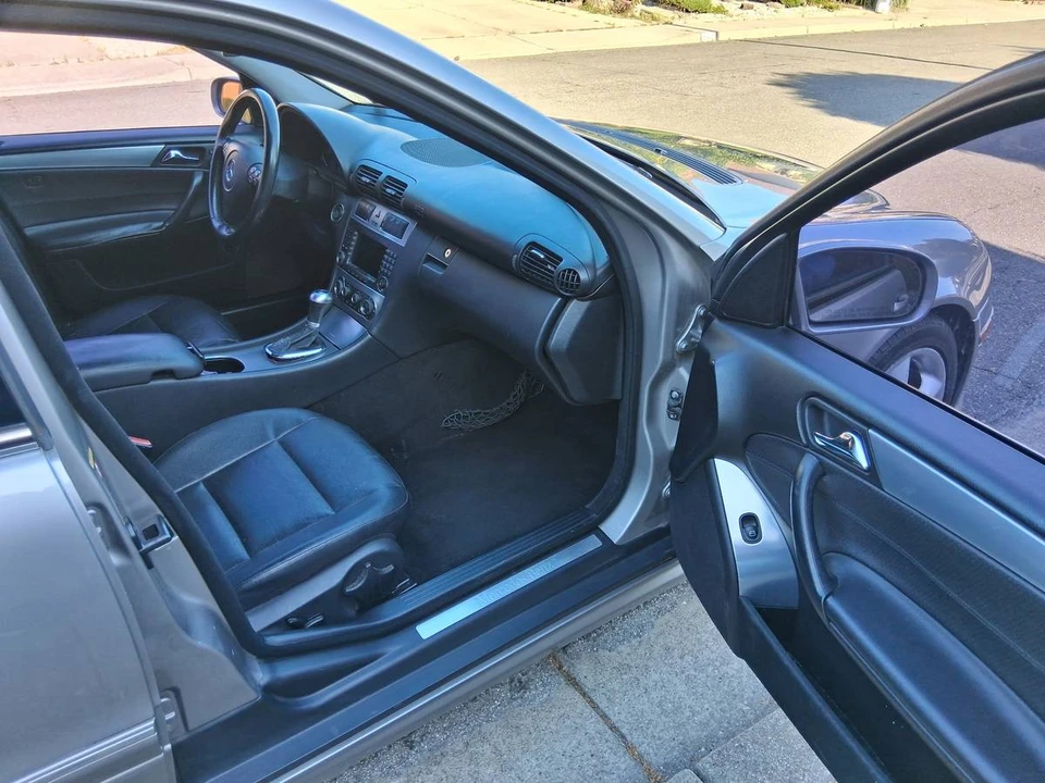 2005 Mercedes-Benz W203 C-Class - Image 15 of 18