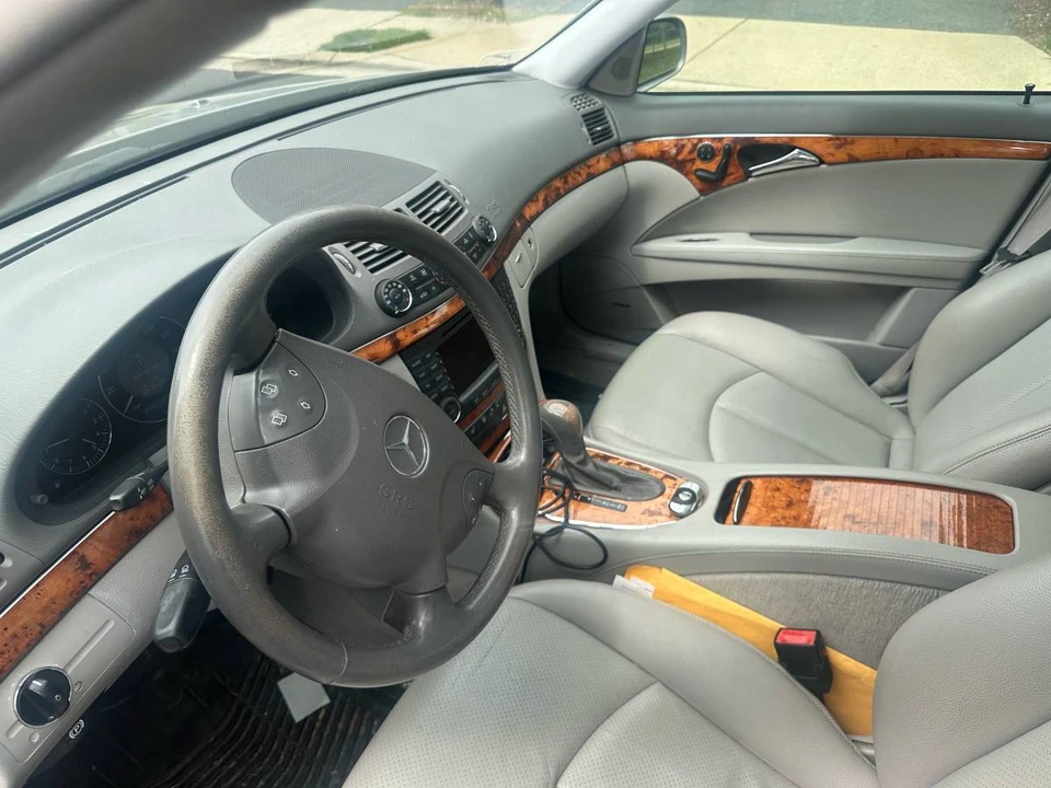 2005 Mercedes-Benz W211 E-Class - Image 8 of 13