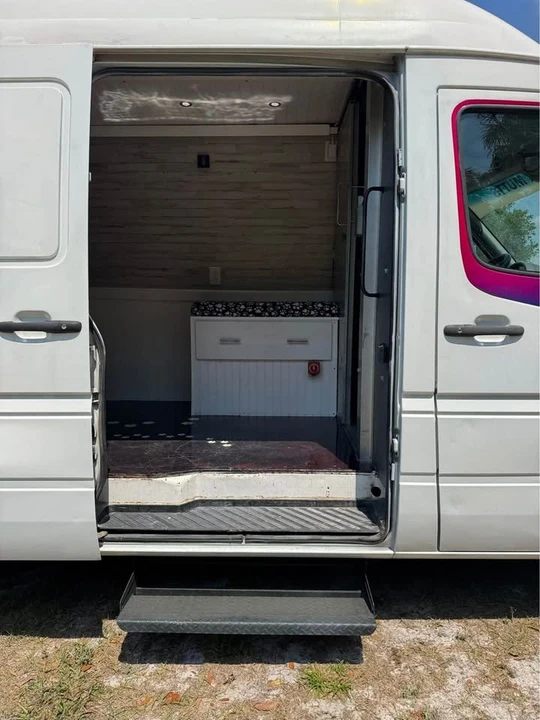 2005 Mercedes-Benz T1N Sprinter - Image 8 of 9