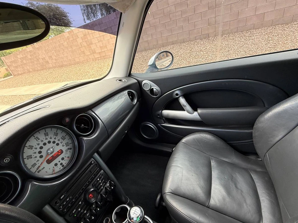 2005 Mini Mini Cooper S 1st Gen - Image 15 of 16