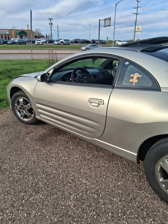 2005 Mitsubishi Eclipse 3rd Gen - Image 7 of 10