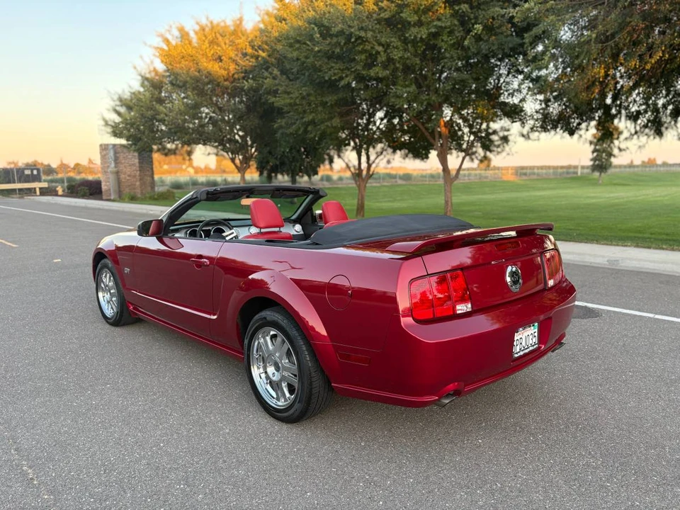 2005 Ford S197 Mustang GT - Image 5 of 13