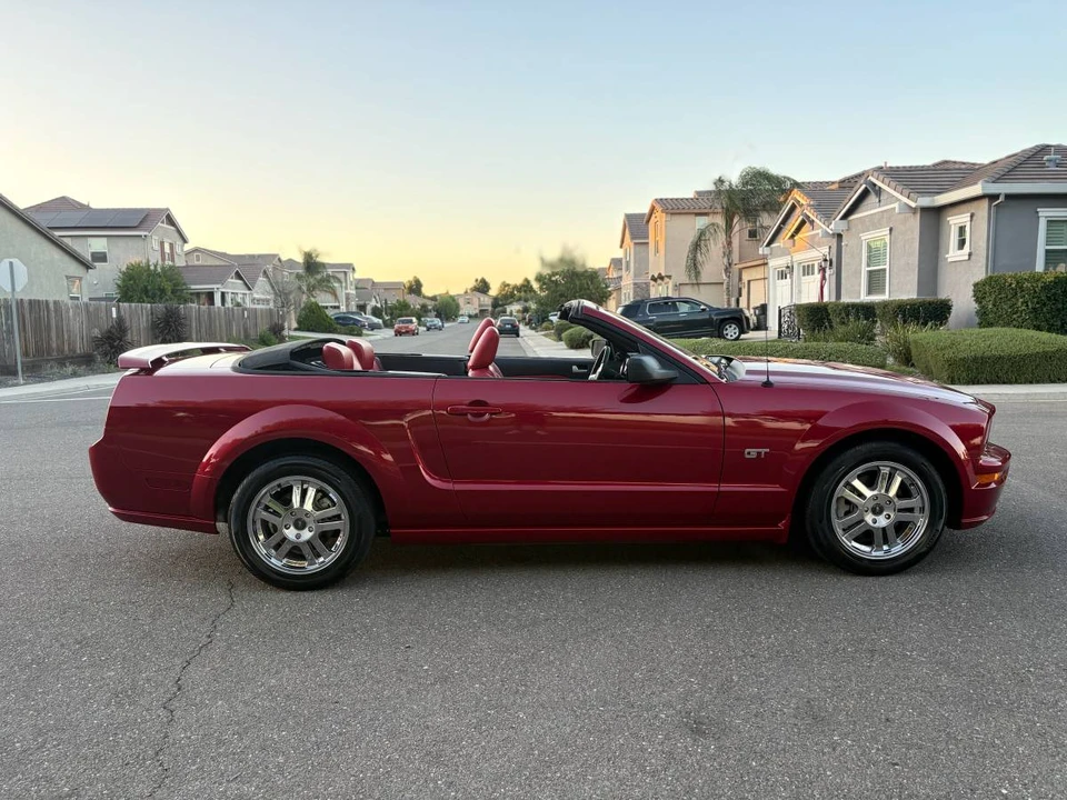 2005 Ford S197 Mustang GT - Image 3 of 13