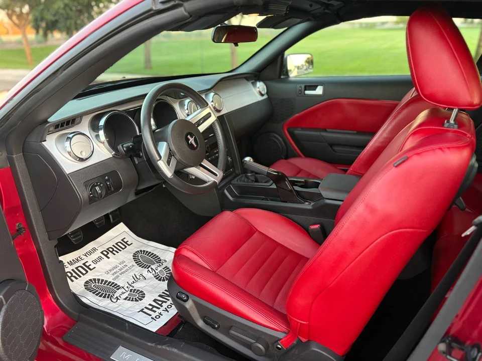 2005 Ford S197 Mustang GT - Image 10 of 13