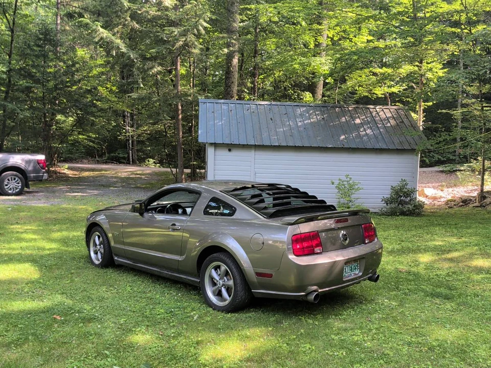 2005 Ford S197 Mustang GT - Image 2 of 2