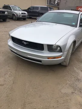 2005 Ford Mustang Coupe