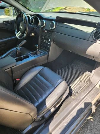2005 Ford S197 Mustang - Image 8 of 10