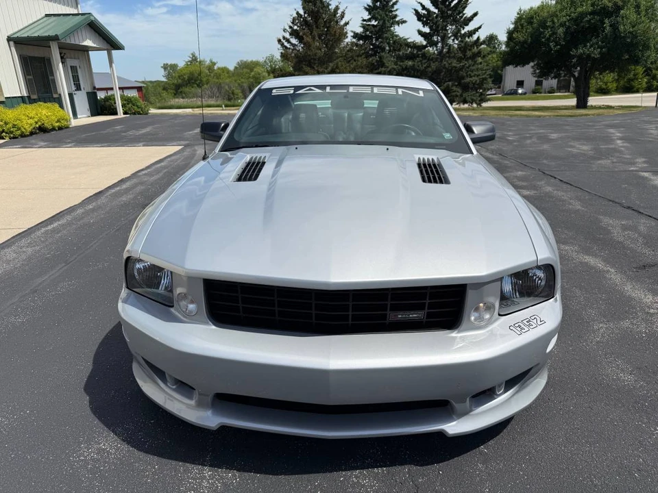 2005 Ford S197 Mustang - Image 2 of 15