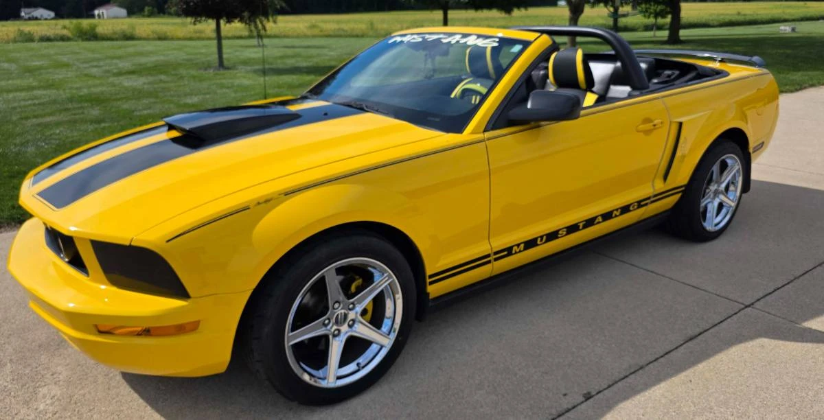 2005 Ford S197 Mustang - Image 12 of 21