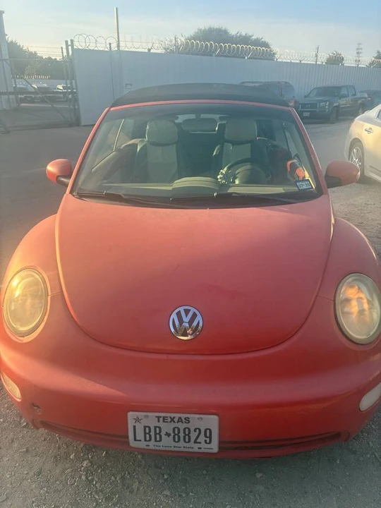 2005 Volkswagen New Beetle - Image 3 of 9