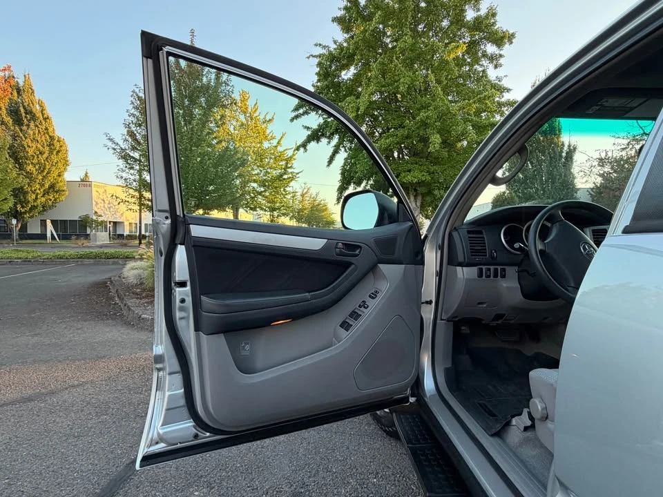 2006 Toyota 4Runner 4th Gen - Image 10 of 20
