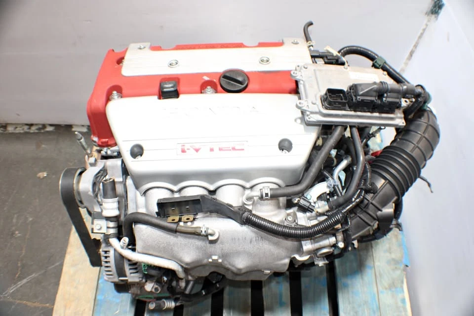 2006 Parts & Memorabilia Engines - Image 1 of 7