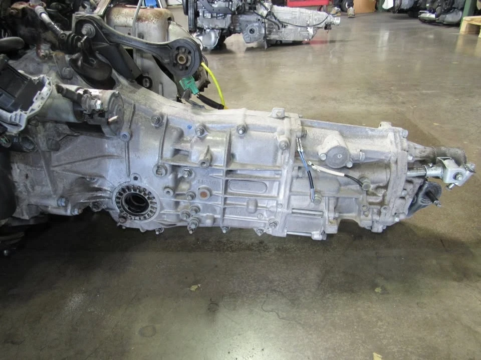 2006 Parts & Memorabilia Gearboxes - Image 4 of 4