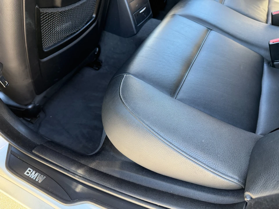2006 BMW E90 3 Series Sedan - Image 10 of 21