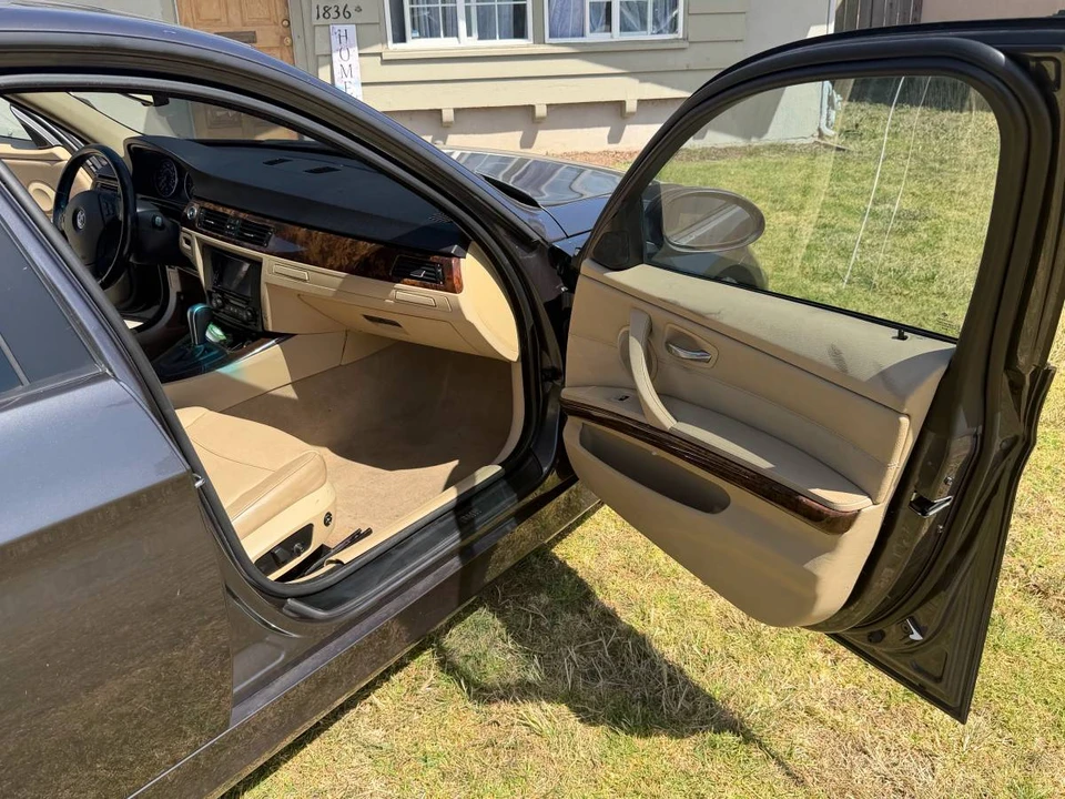 2006 BMW E90 3 Series Sedan - Image 9 of 14