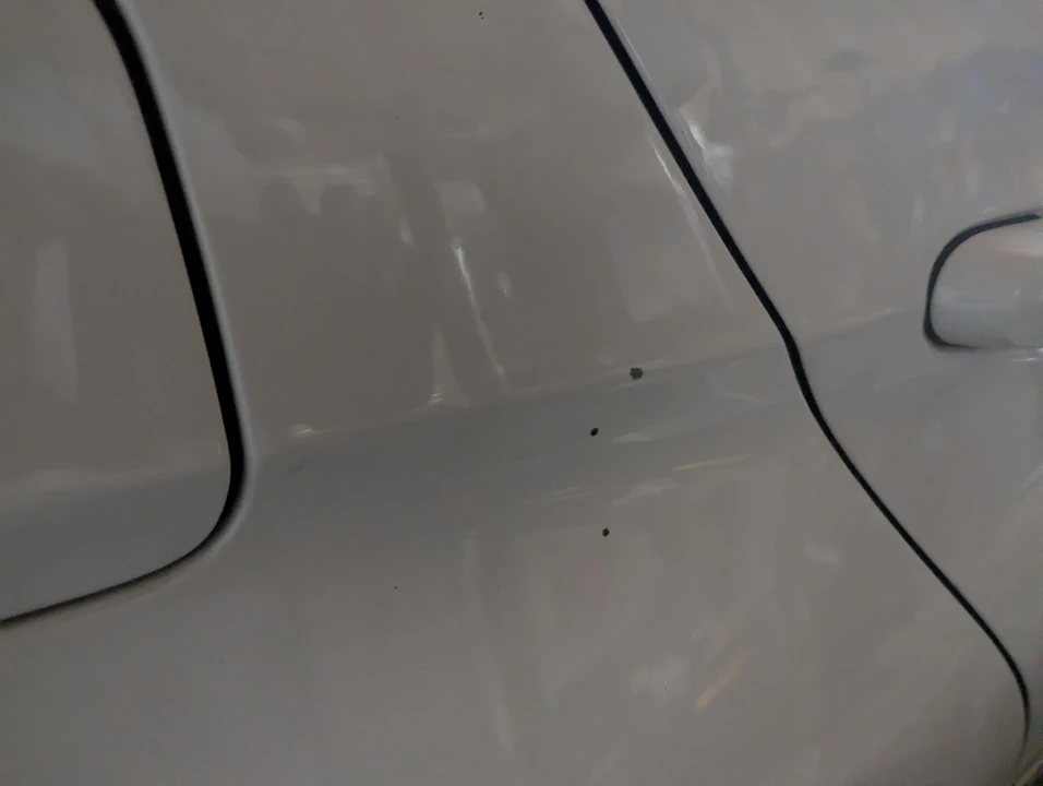 2006 BMW E46 330i & 330Ci - Image 11 of 21