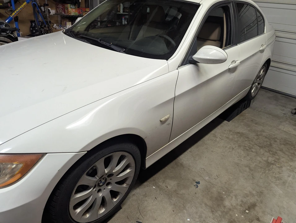 2006 BMW E46 330i & 330Ci - Image 8 of 21
