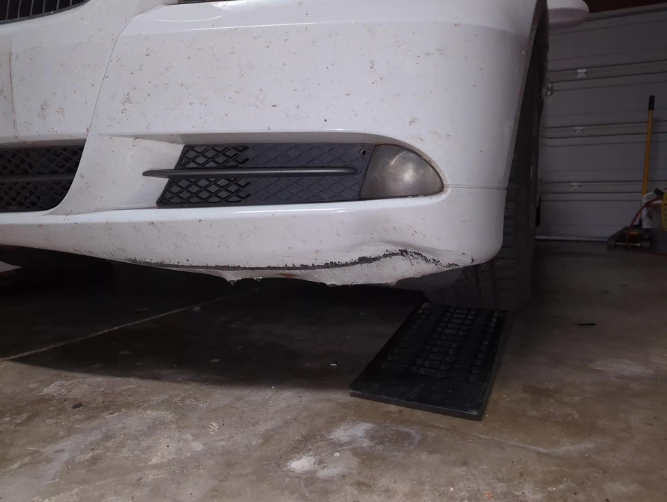 2006 BMW E46 330i & 330Ci - Image 20 of 21