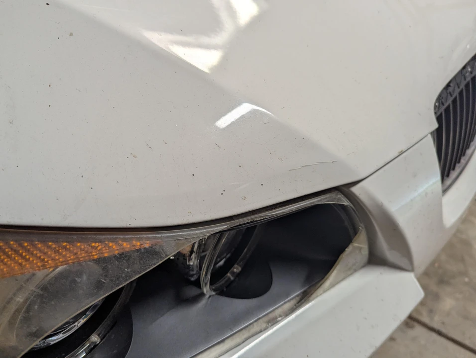 2006 BMW E46 330i & 330Ci - Image 14 of 21