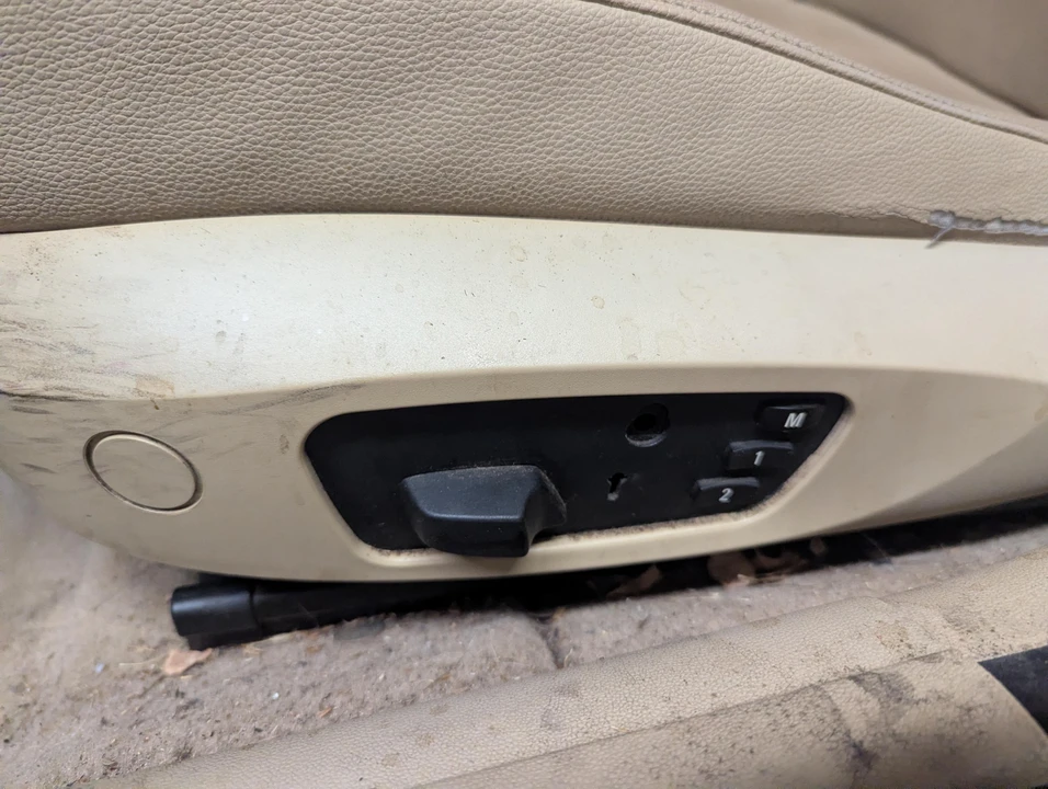 2006 BMW E46 330i & 330Ci - Image 6 of 21