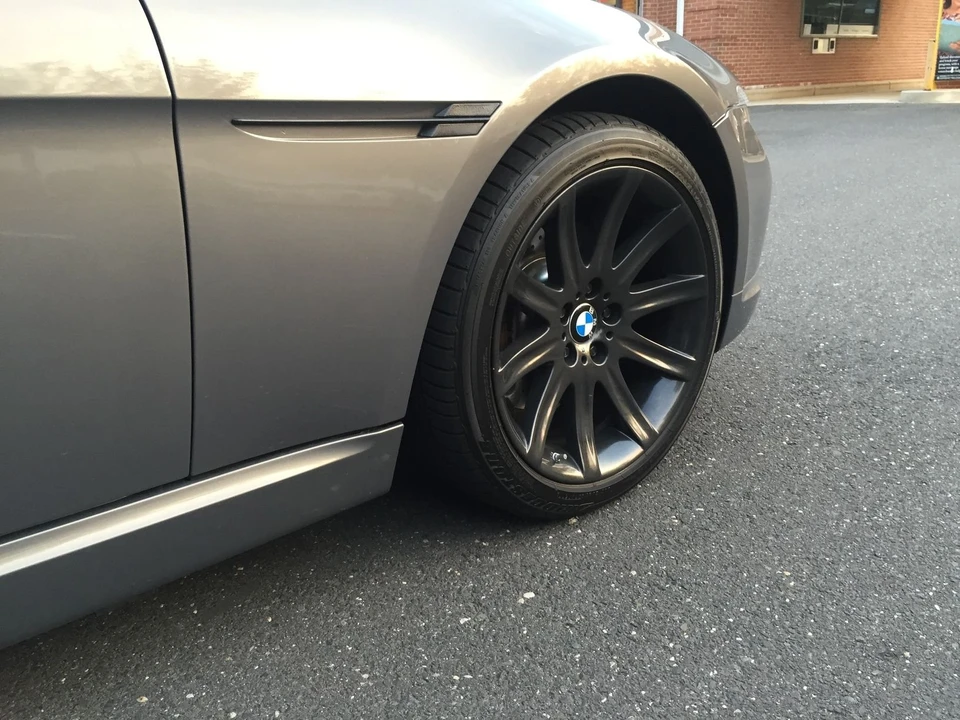 2006 BMW E63/E64 645Ci & 650i - Image 27 of 31