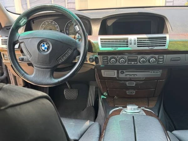2006 BMW E65/E66 750i & 760i Sedan - Image 3 of 6