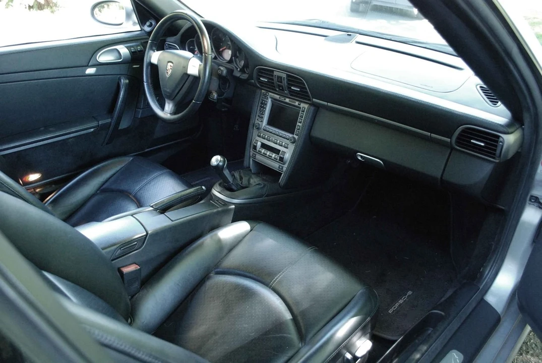 2006 Porsche 997 Carrera 4 - Image 7 of 10