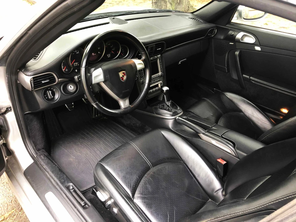 2006 Porsche 997 Carrera 4 - Image 8 of 14