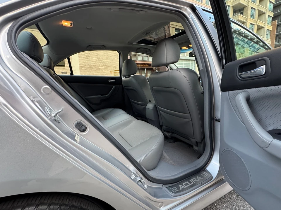 2006 Acura TSX 1st Gen - Image 16 of 25