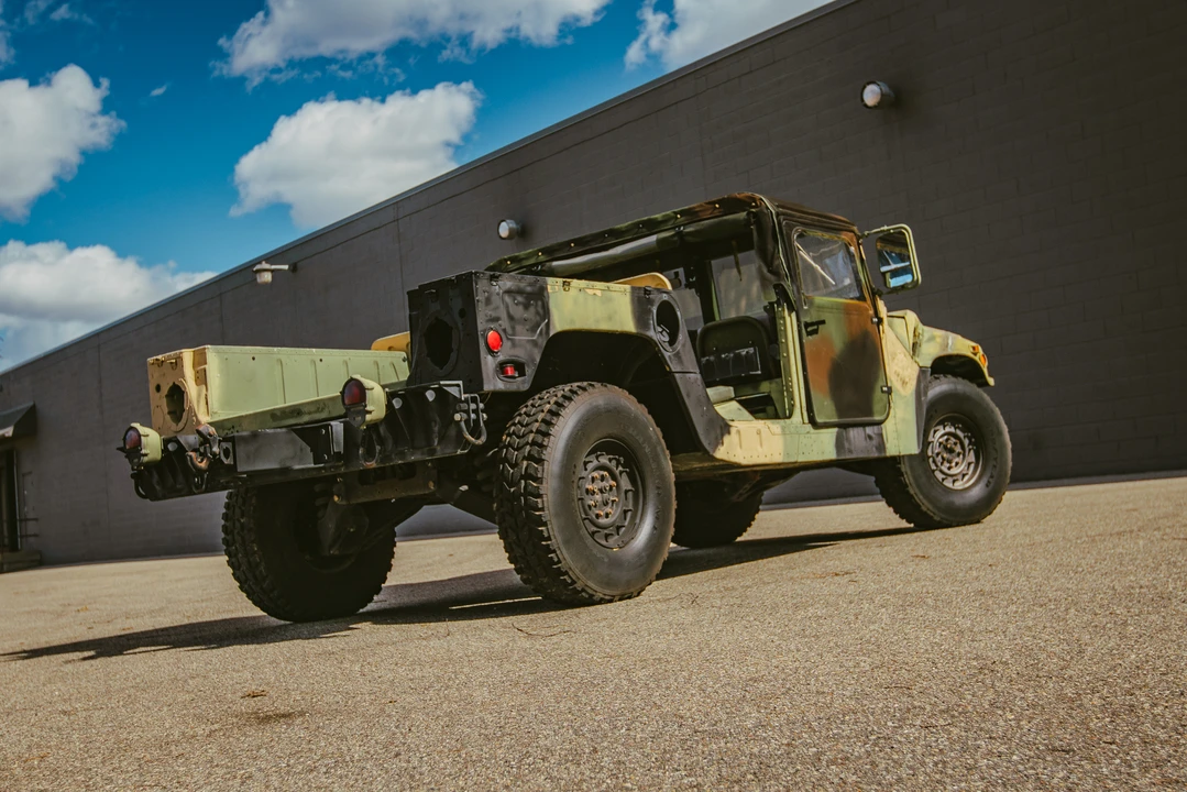2006 Hummer HMMWV - Image 4 of 31