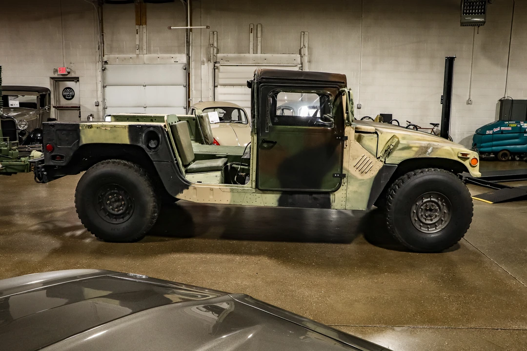 2006 Hummer HMMWV - Image 13 of 31