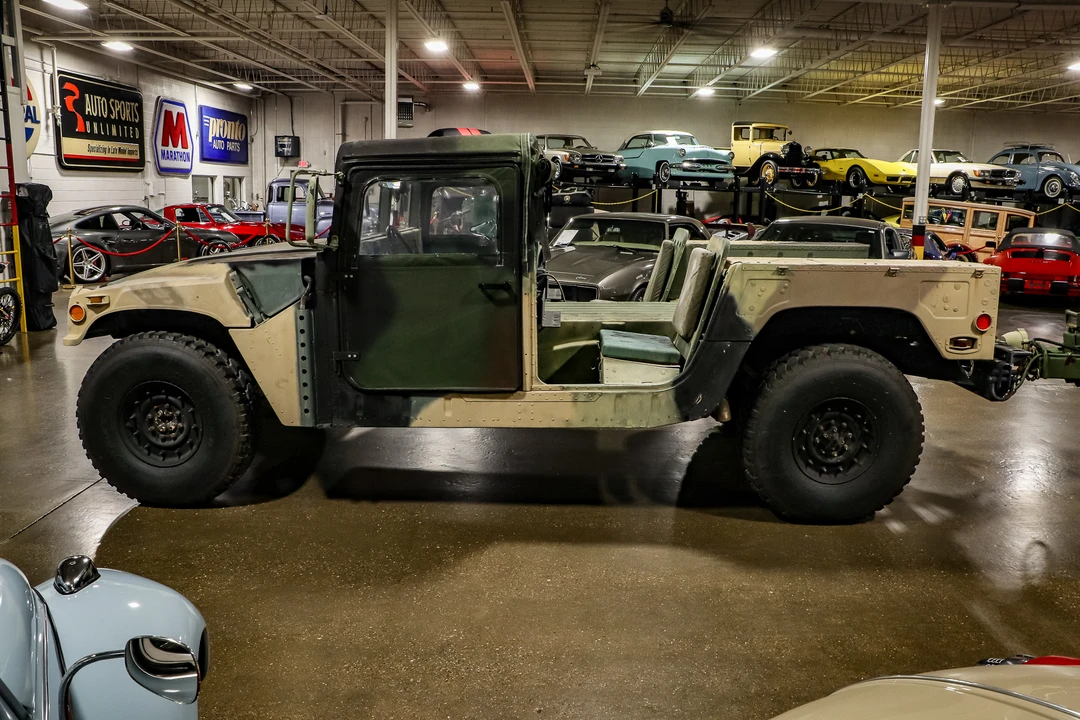 2006 Hummer HMMWV - Image 8 of 31
